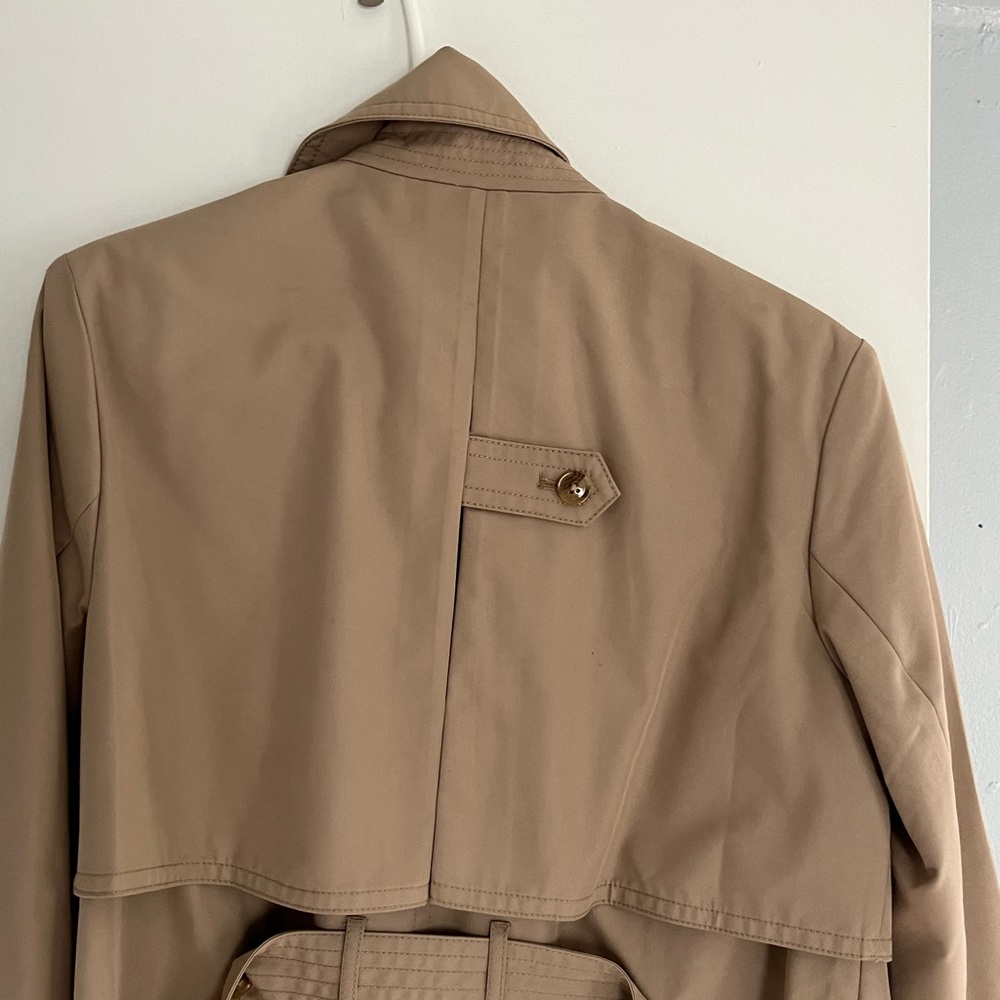 Banana Republic Tan Trench Coat Classic Design